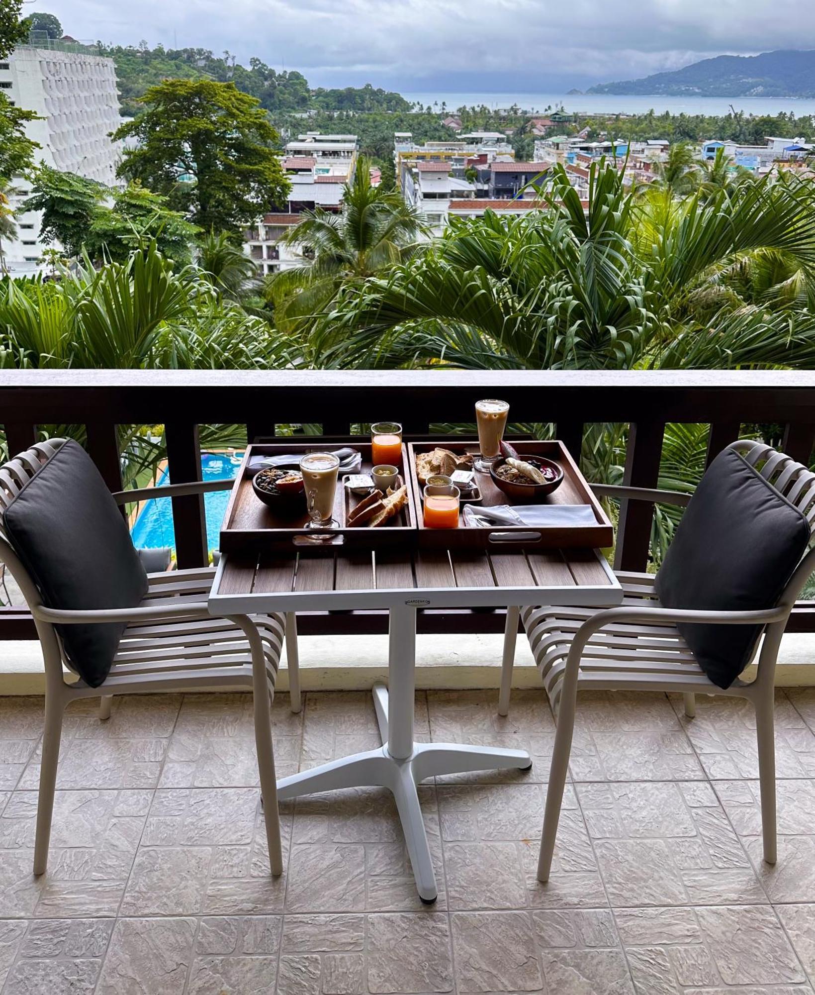 Sea Hills Resort Patong Екстериор снимка