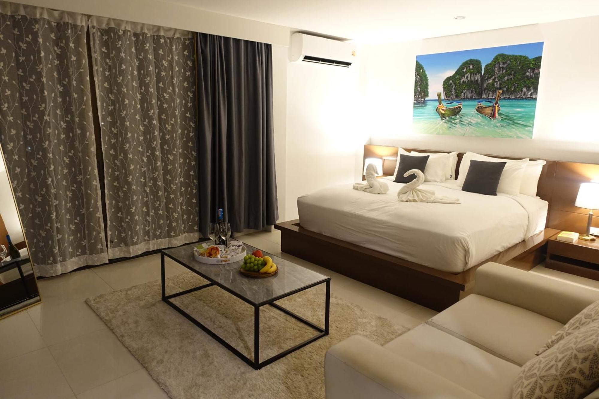 Sea Hills Resort Patong Екстериор снимка