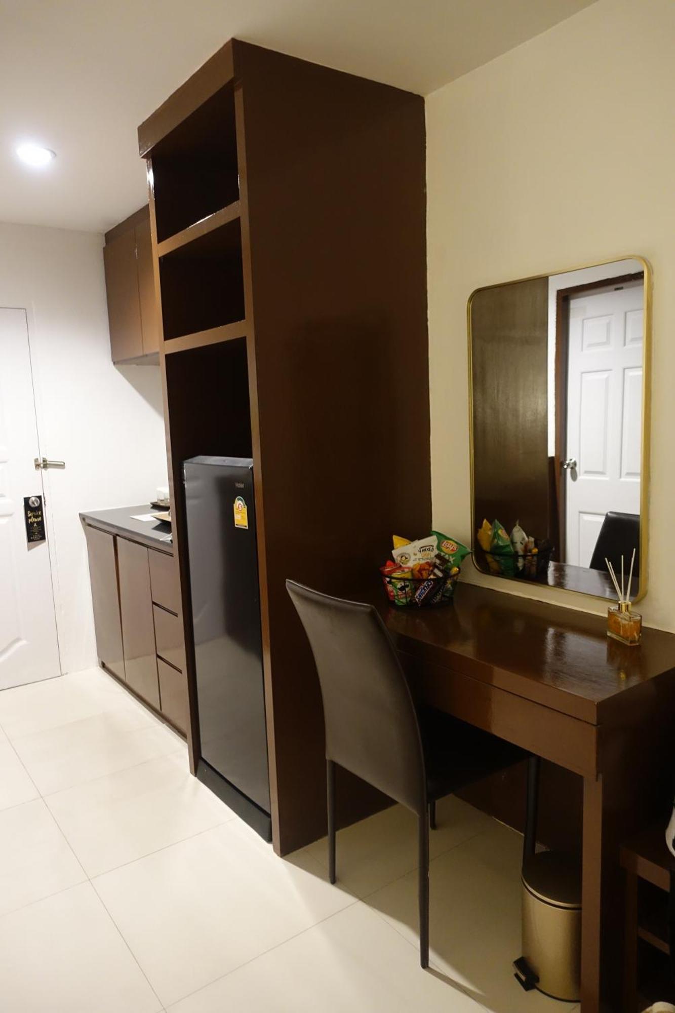 Sea Hills Resort Patong Екстериор снимка